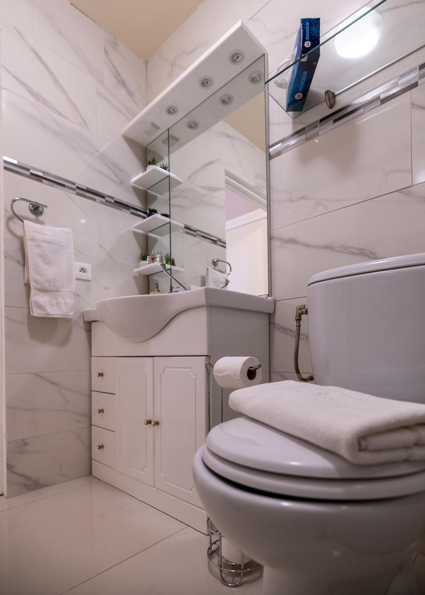 The Little Heaven Apartment Baie Nettle ภายนอก รูปภาพ