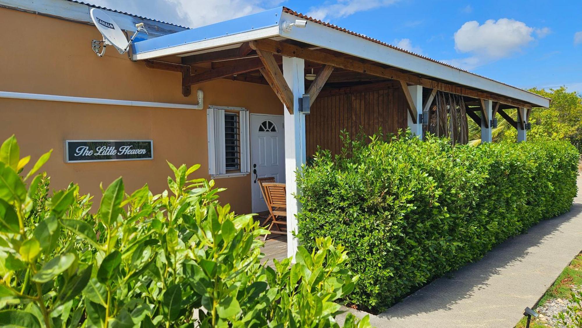 The Little Heaven Apartment Baie Nettle ภายนอก รูปภาพ